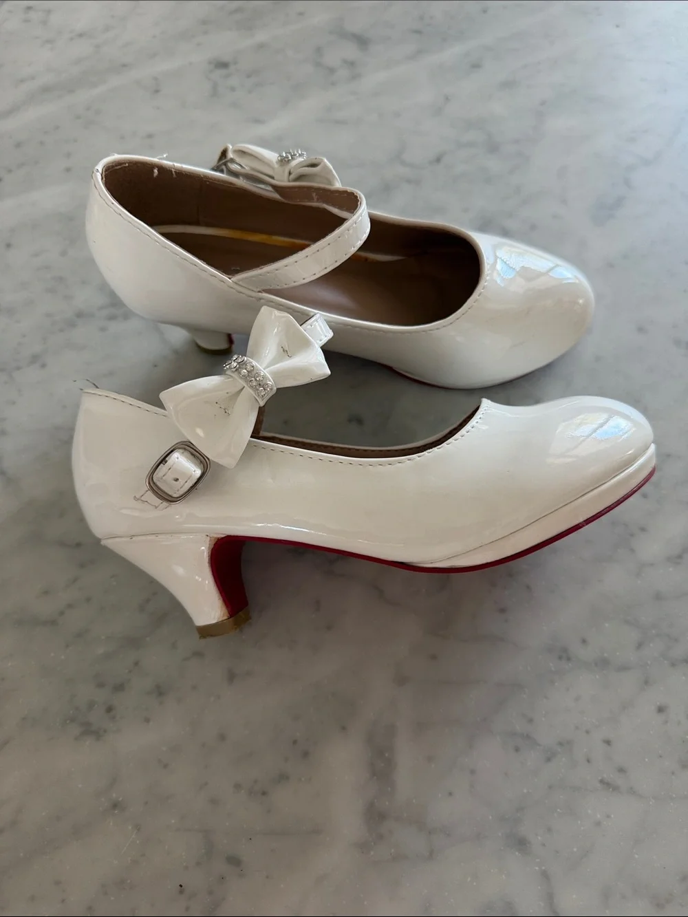 Link White Patent Girls Mary Jane Shoes with Bow Accent